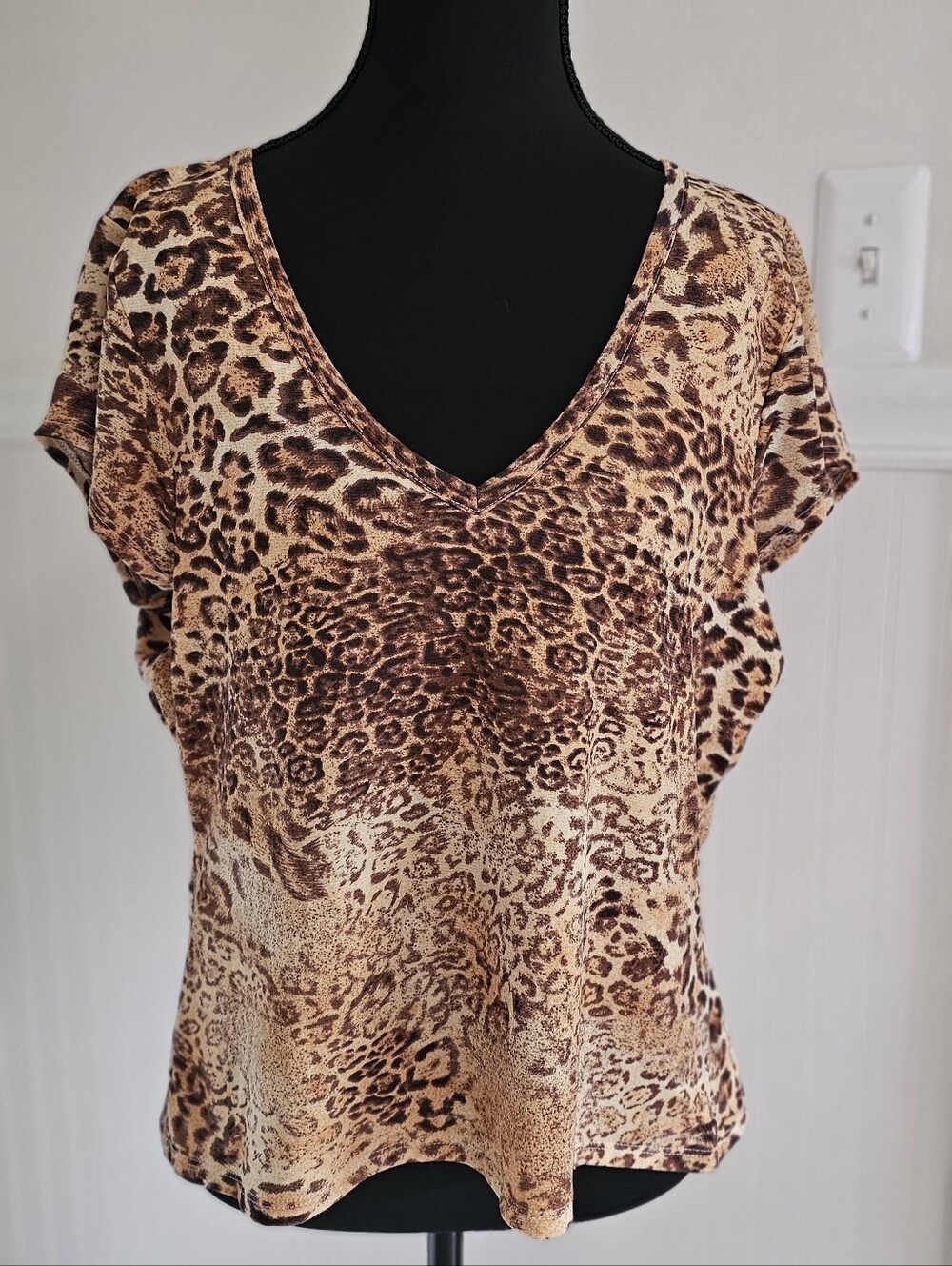 INC International Concepts Leopard Print V-Neck Short Sleeve Top - Brown XL